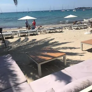 Roc Vue Grand T3 Face A La Avec Parking Appartement